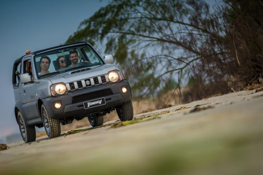  Suzuki Jimny 4ALL Canvas Concept 2016 года  (фото 15 из 30)